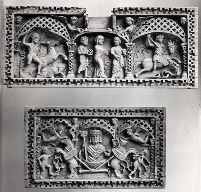 Due placche da un baule da Byzantine